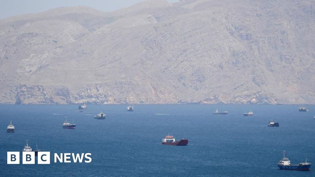 EE.UU. amenaza con sanciones a empresas navieras que paguen peajes a Irán en el Estrecho de Hormuz
