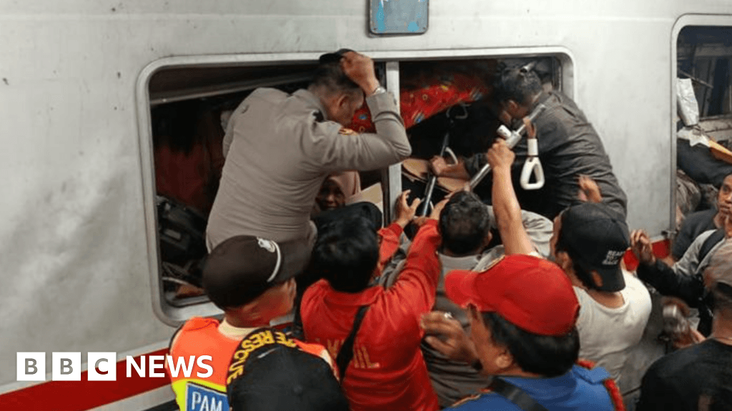 Tragedia en Indonesia: choque de trenes cerca de Yakarta deja al menos cuatro muertos y decenas de heridos
