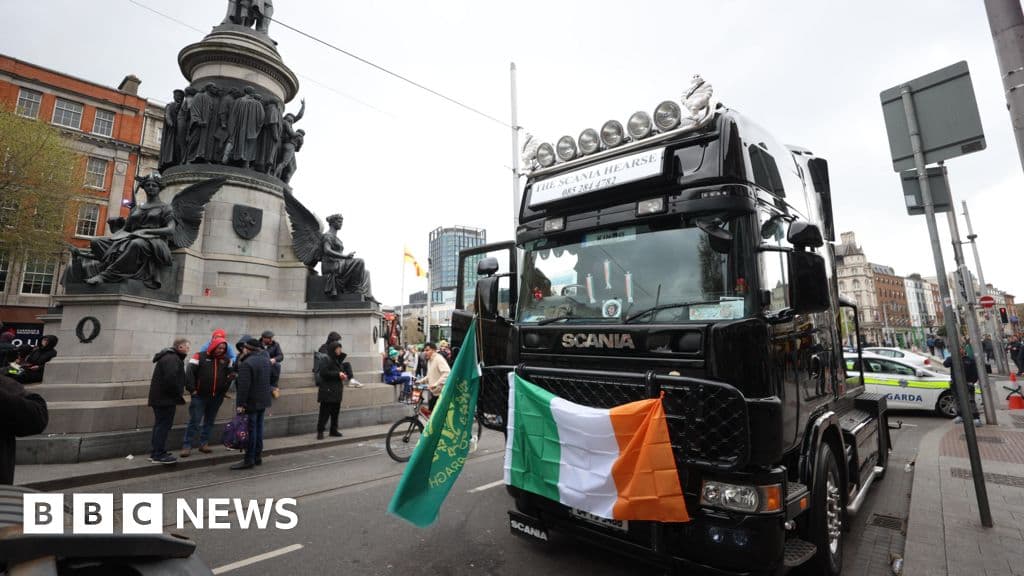 Irish Government Unveils €220m Fuel Support Package Amid Nationwide Protests