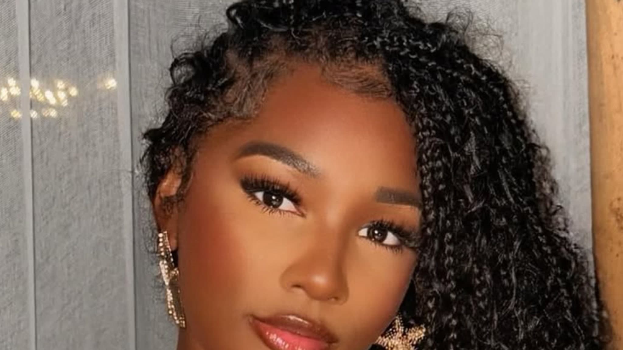 Ashlee Jenae's Engagement Ring Missing as Family Awaits Answers in Influencer's Mysterious Death