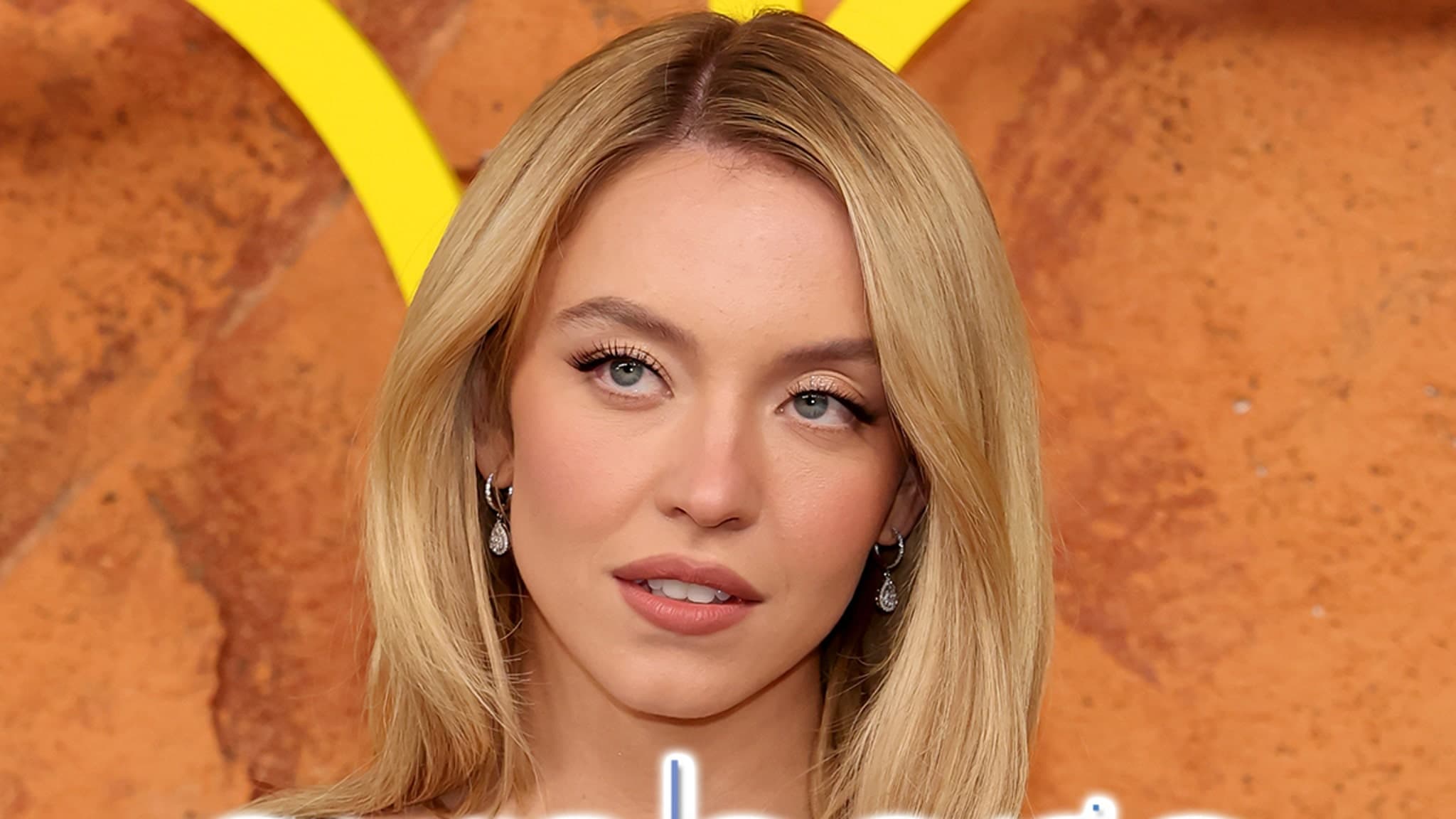 El video viral de Sydney Sweeney 'echando un gas' en el set de Euphoria es falso
