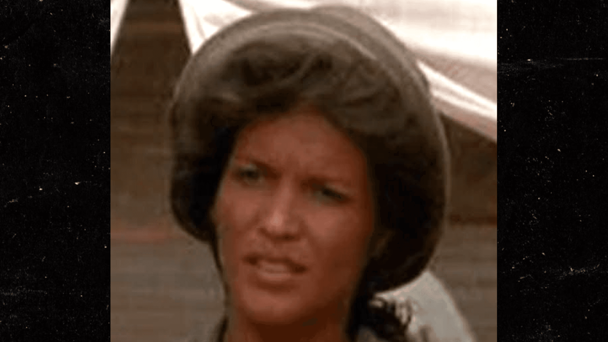 Fallece Gwen Farrell Adair, pionera árbitra de boxeo y actriz de 'M*A*S*H', a los 94 años